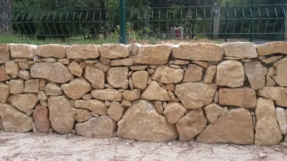 mur en pierres (2)